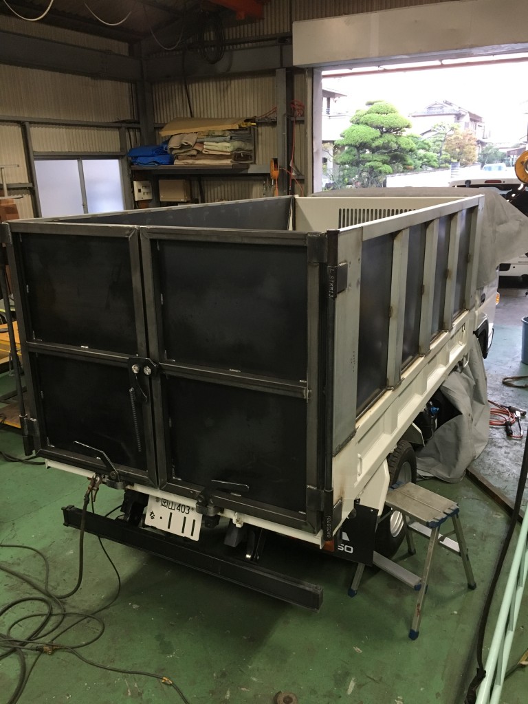 施工事例【10】　トラック改造